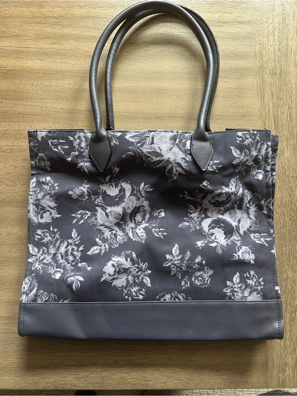 Victoria's Secret Purple Floral Tote Bag - Picture 2 of 9